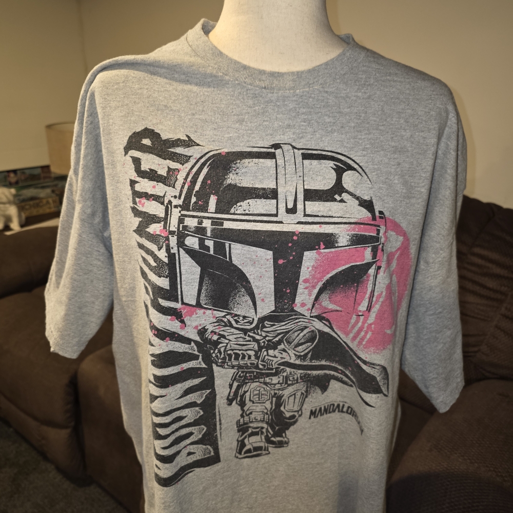 Bounty Hunter Mandalorian Tee